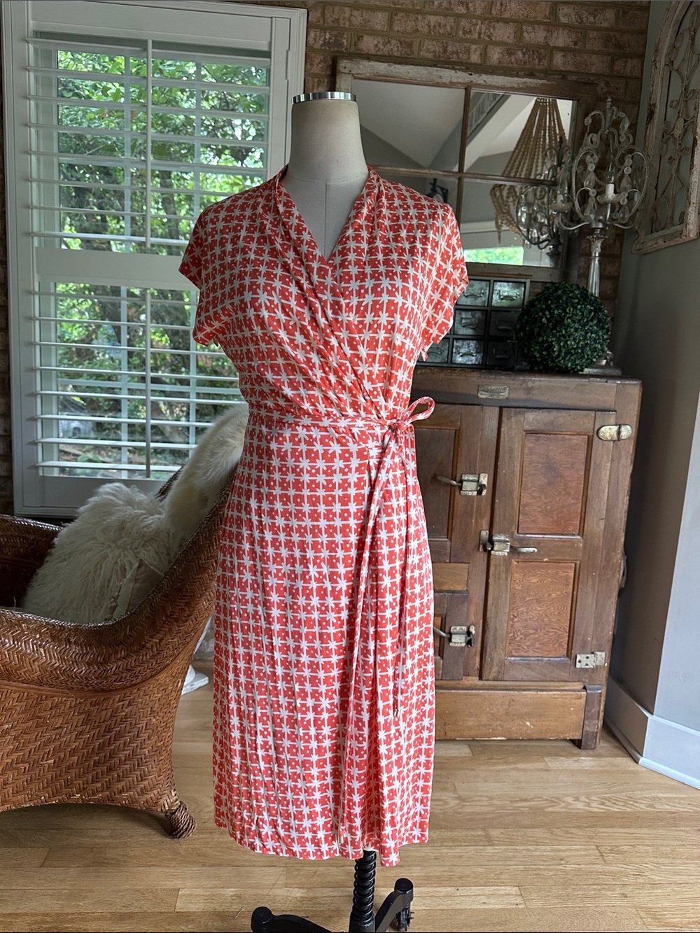 DIANE VON FURSTENBERG DVF MINDY CHECK GRID CORAL WRAP DRESS 12 NEW